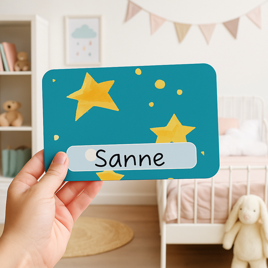 Naambord met Gele Sterren op Groene Achtergrond – Voor Kinderkamer